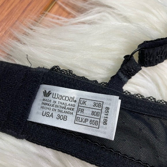 NWT Wacoal Retro Chic Underwire Lace Bra Black Size 30B - Picture 5 of 5